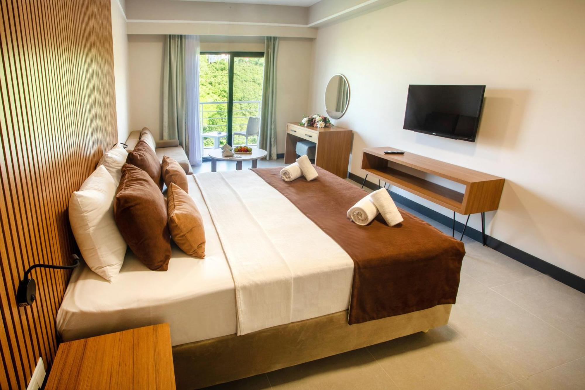 First Joy Hotel Trabzon Exteriör bild