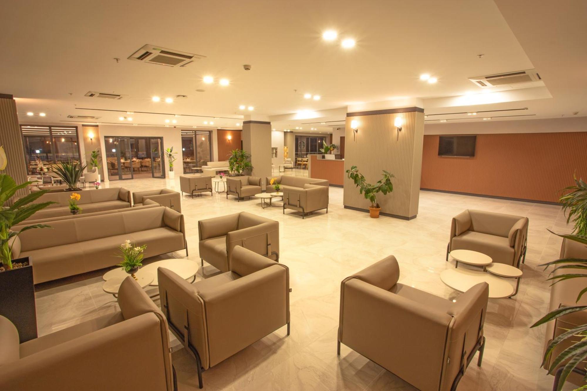 First Joy Hotel Trabzon Exteriör bild