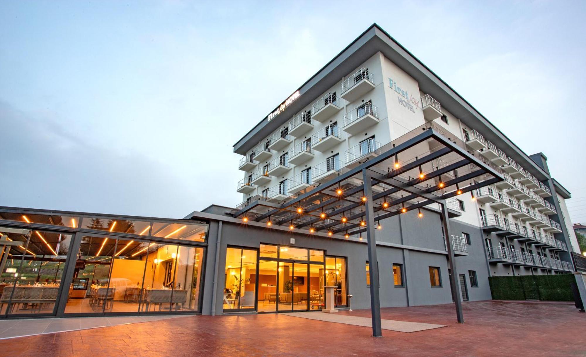 First Joy Hotel Trabzon Exteriör bild