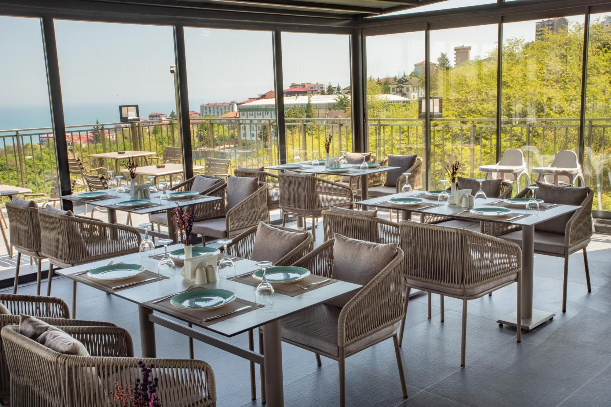 First Joy Hotel Trabzon Exteriör bild