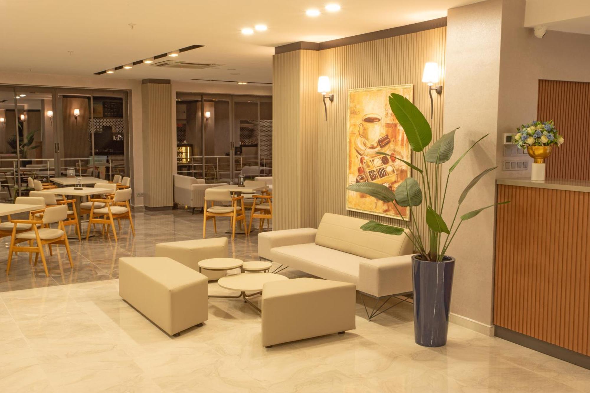 First Joy Hotel Trabzon Exteriör bild