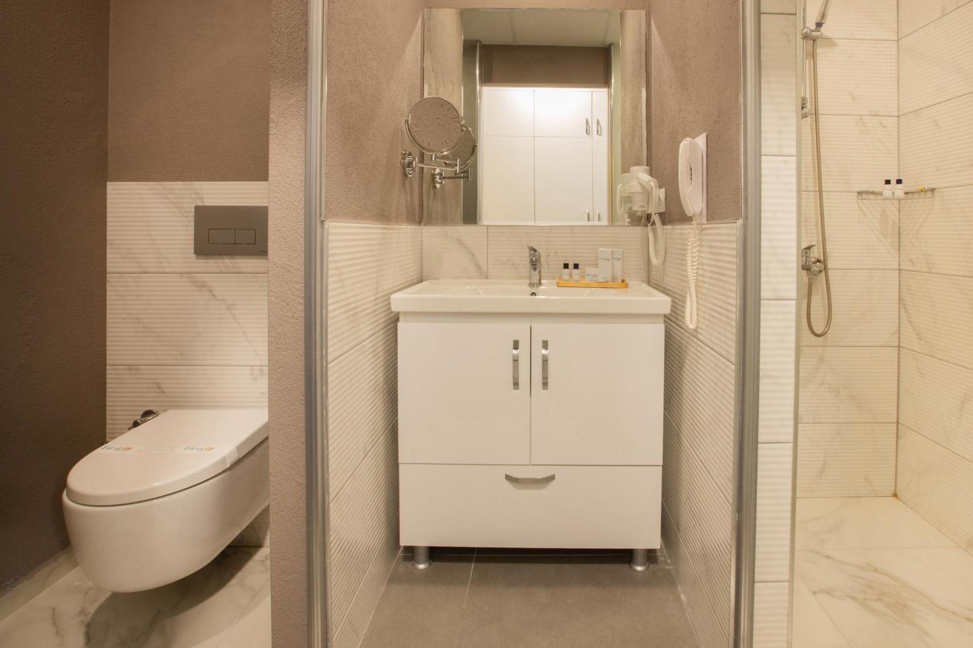 First Joy Hotel Trabzon Exteriör bild