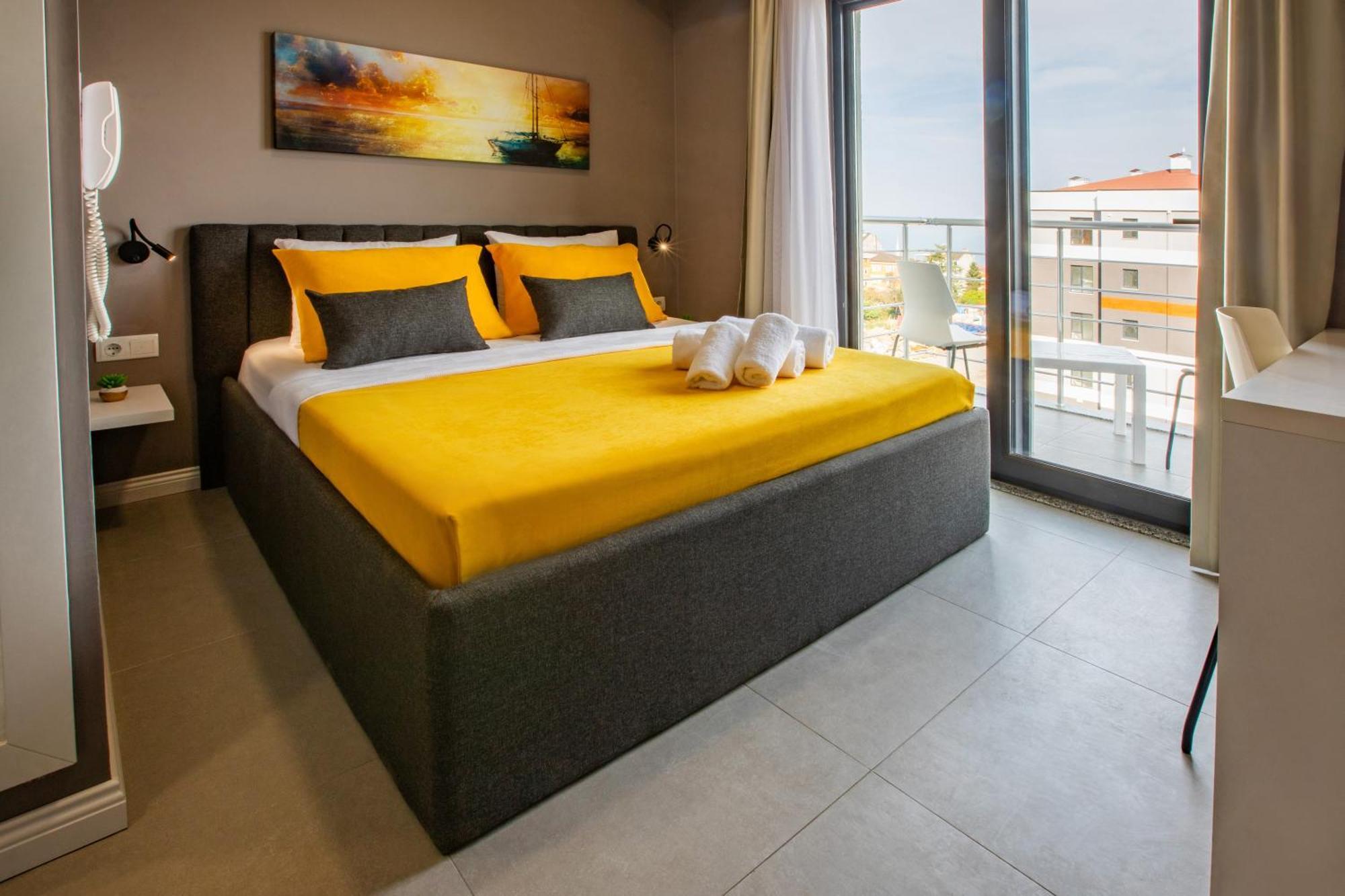 First Joy Hotel Trabzon Exteriör bild
