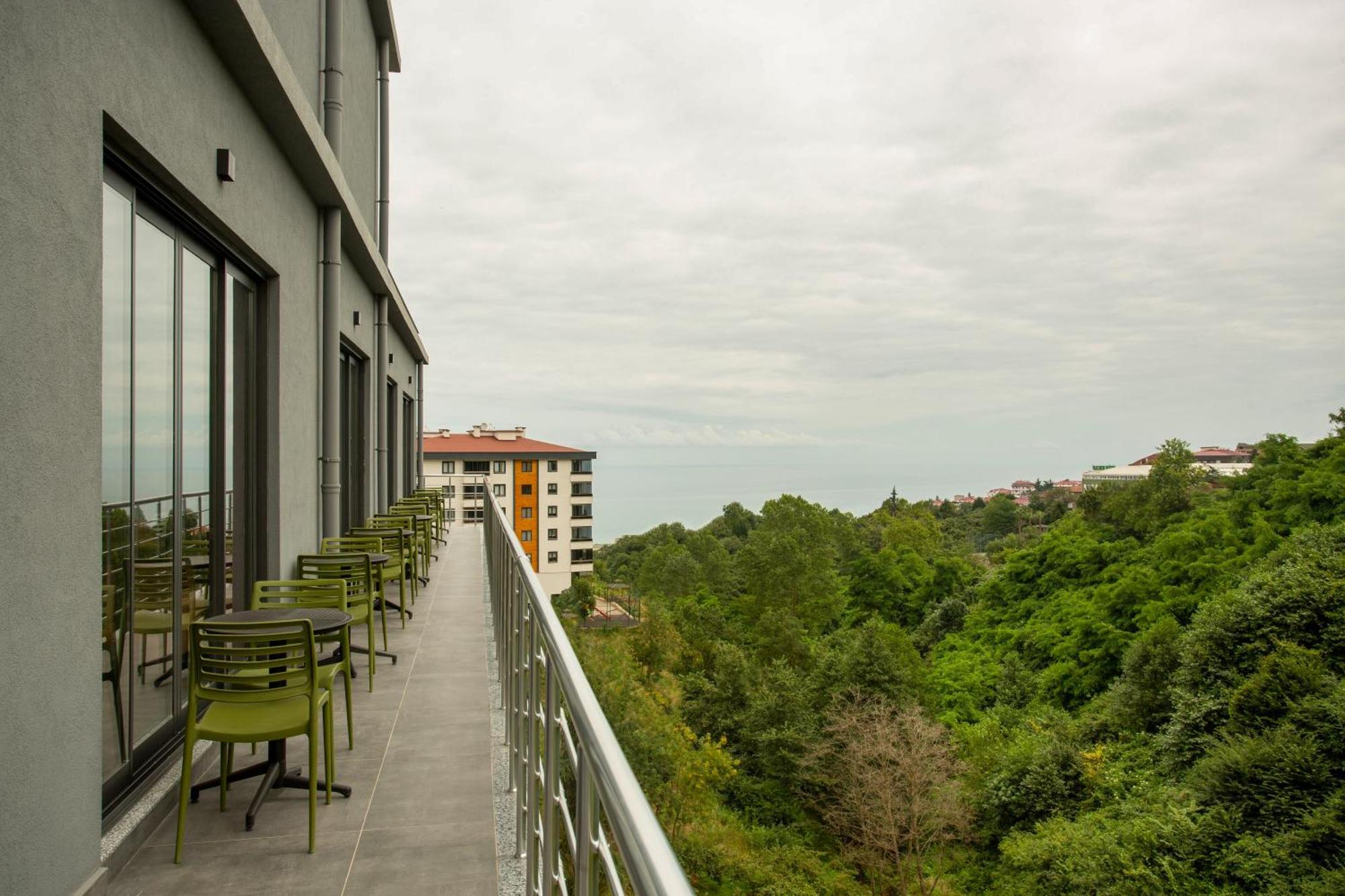 First Joy Hotel Trabzon Exteriör bild
